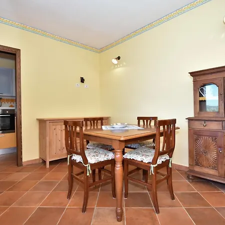 Holiday home Villette Elicriso *